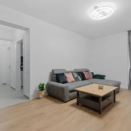 Ela Cotroceni - Free Private Parking Apartament Bucureşti